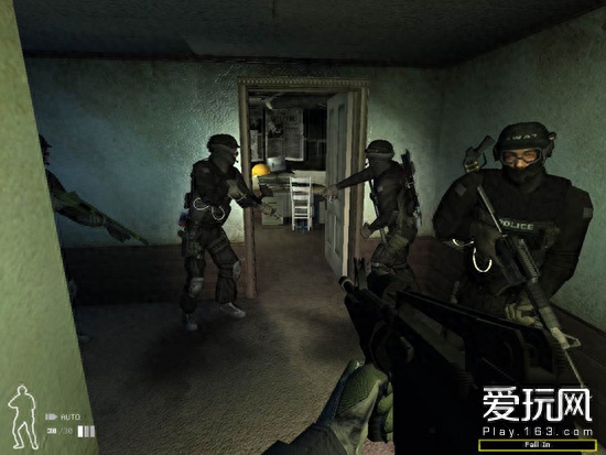 射击策略—SWAT4游戏玩法介绍（SWAT4游戏难度如何）--第5张